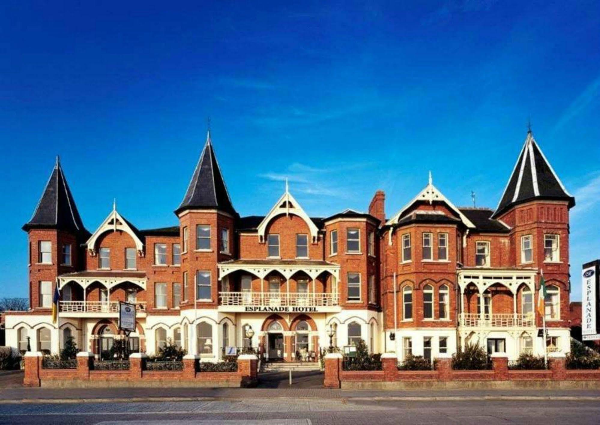 Esplanade Hotel On The Seafront เบรย์ ภายนอก รูปภาพ